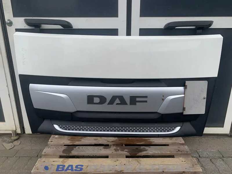 DAF XF106 Grille DAF 2104221 - Kühlergrill für LKW: das Bild 1 DAF XF106 Grille DAF 2104221 - Kühlergrill für LKW: das Bild 1