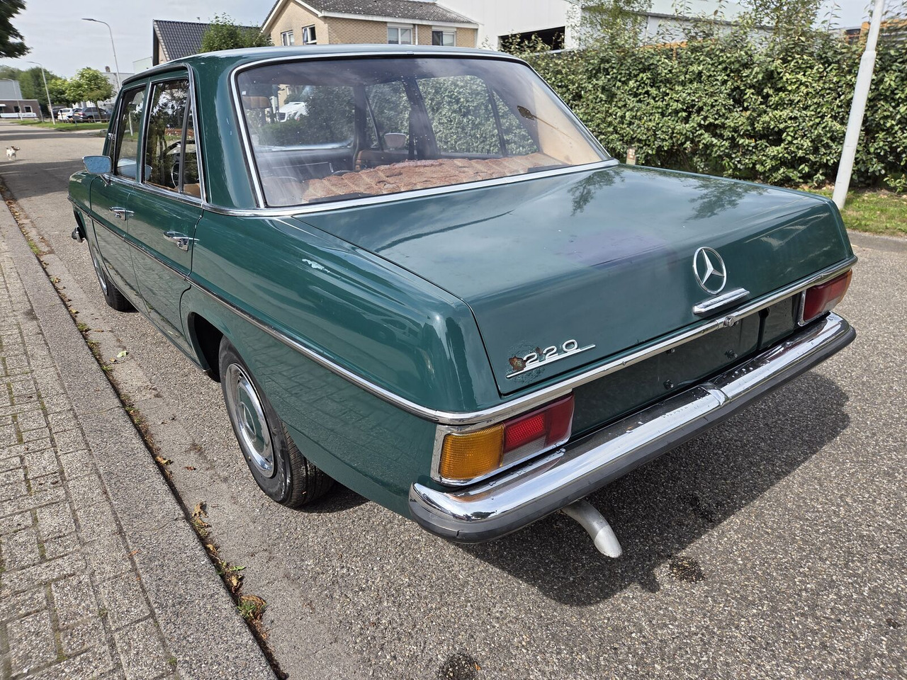 Mercedes-Benz 220 (W115) auto - PKW: das Bild 5 Mercedes-Benz 220 (W115) auto - PKW: das Bild 5
