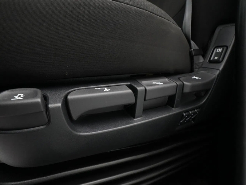 Sattelzugmaschine DAF XF 450 FT Space Cab, PTO: das Bild 15