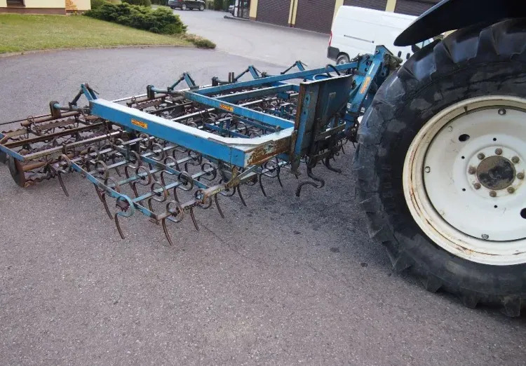 Agregat uprawowy Rabe Werk szerokość robocza 4,7m - Technik für Bodenbearbeitung: das Bild 3 Agregat uprawowy Rabe Werk szerokość robocza 4,7m - Technik für Bodenbearbeitung: das Bild 3