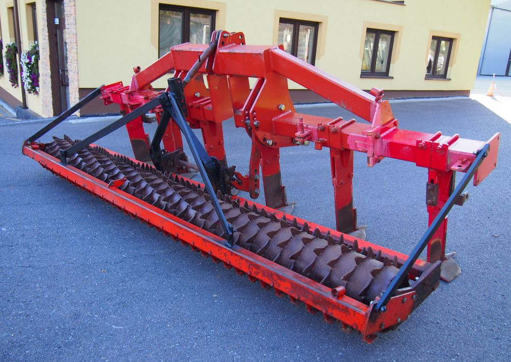 Głębosz Demblon 2008 - Tiefenlockerer: das Bild 2 Głębosz Demblon 2008 - Tiefenlockerer: das Bild 2