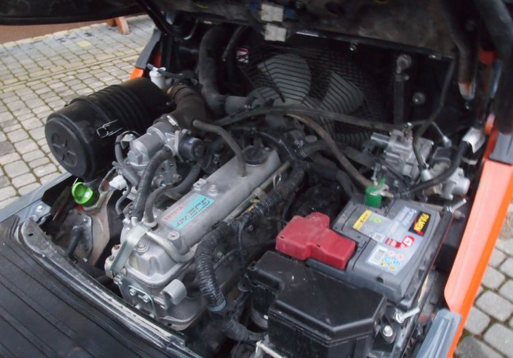 Treibgasstapler Wózek widłowy Toyota 8FGF15 2018 TRIPLEX system SAS (blokowanie tylnej osi): das Bild 12 Treibgasstapler Wózek widłowy Toyota 8FGF15 2018 TRIPLEX system SAS (blokowanie tylnej osi): das Bild 12