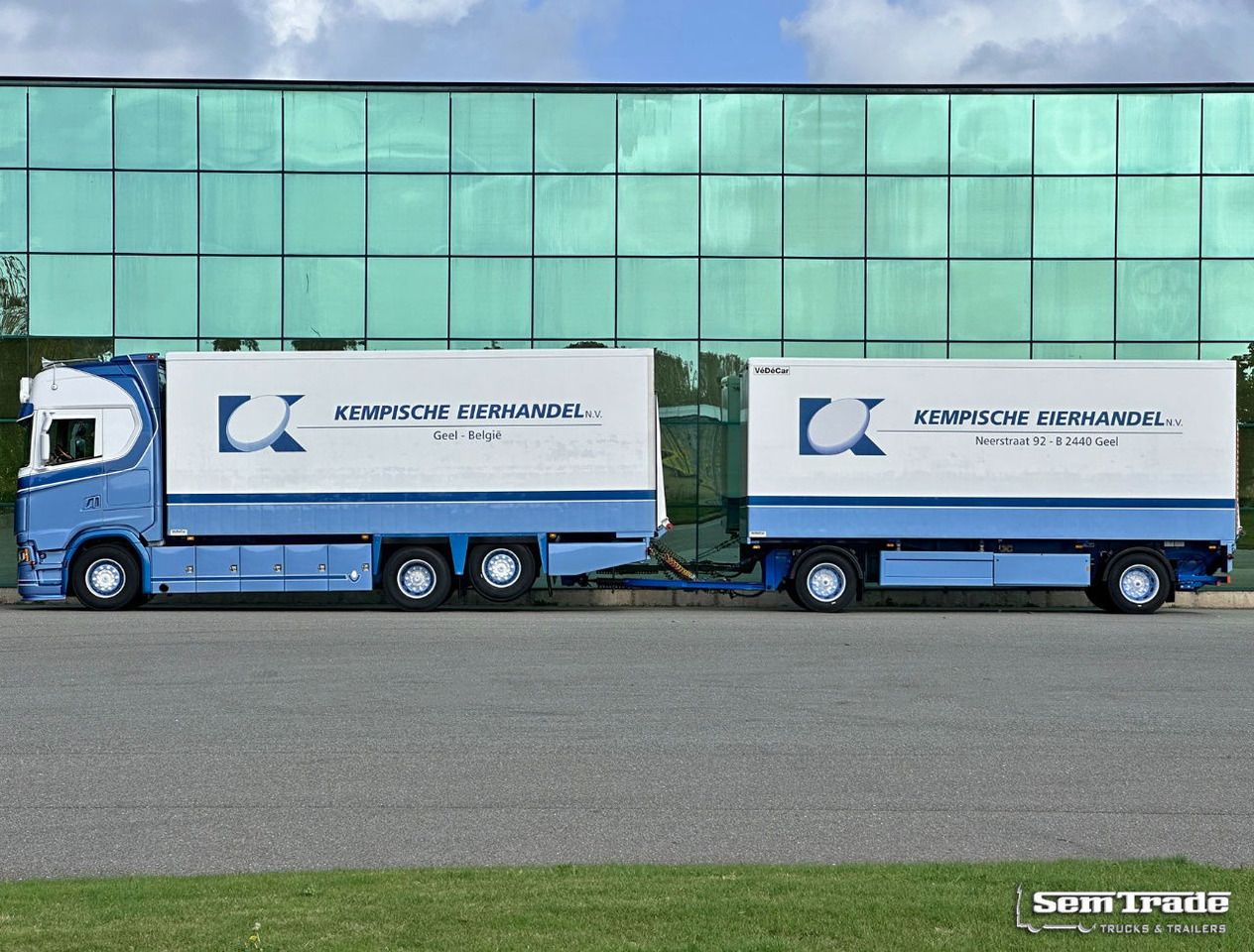 Scania S650 V8 NGS Only 193.000 KM Full Options FullY Isolated Body Special Show Truck / Combi NEW Condition - Kühlkoffer LKW: das Bild 3 Scania S650 V8 NGS Only 193.000 KM Full Options FullY Isolated Body Special Show Truck / Combi NEW Condition - Kühlkoffer LKW: das Bild 3