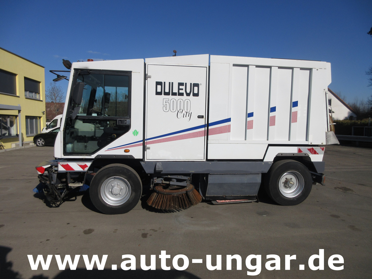 DULEVO 5000 City Hochentleerung Handsaugschlauch Frontbesen 4x4x4 - Kehrmaschine: das Bild 2 DULEVO 5000 City Hochentleerung Handsaugschlauch Frontbesen 4x4x4 - Kehrmaschine: das Bild 2