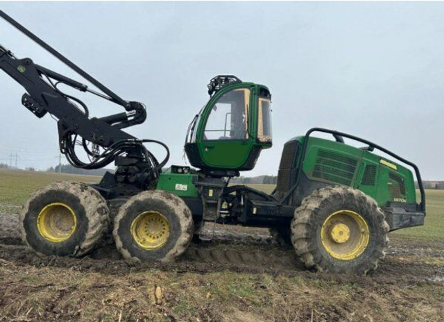 John Deere 1470E 6W +(2016) H415 - Harvester: das Bild 2 John Deere 1470E 6W +(2016) H415 - Harvester: das Bild 2