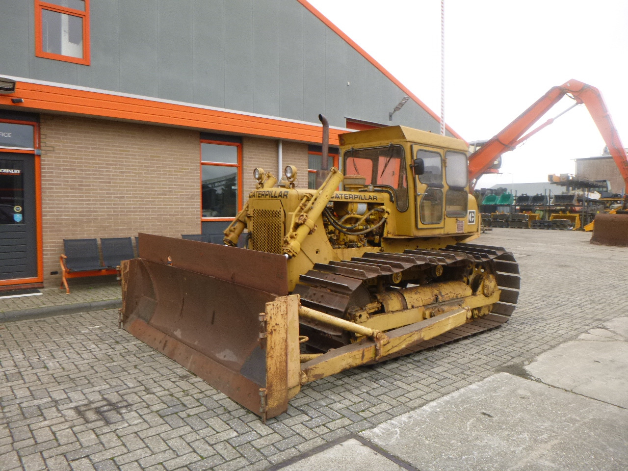 CATERPILLAR D4D LGP - Bulldozer/ Planierraupe: das Bild 1 CATERPILLAR D4D LGP - Bulldozer/ Planierraupe: das Bild 1