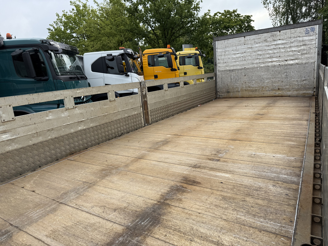 Scania P410 4X2 Palfinger PK 13001 - Pritsche LKW, Autokran: das Bild 3 Scania P410 4X2 Palfinger PK 13001 - Pritsche LKW, Autokran: das Bild 3