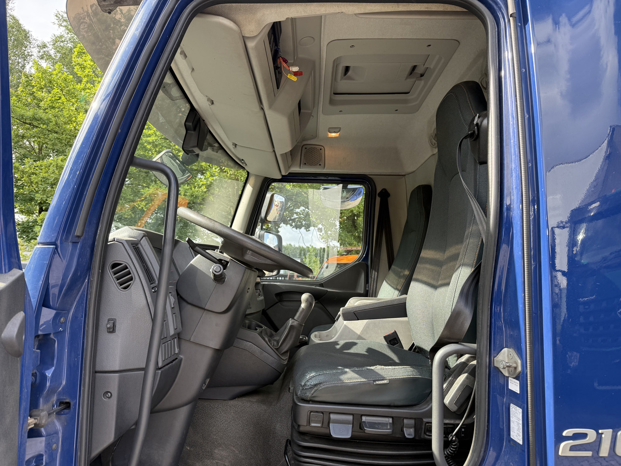 Volvo FL210 14 Tonner - Plane LKW: das Bild 4 Volvo FL210 14 Tonner - Plane LKW: das Bild 4