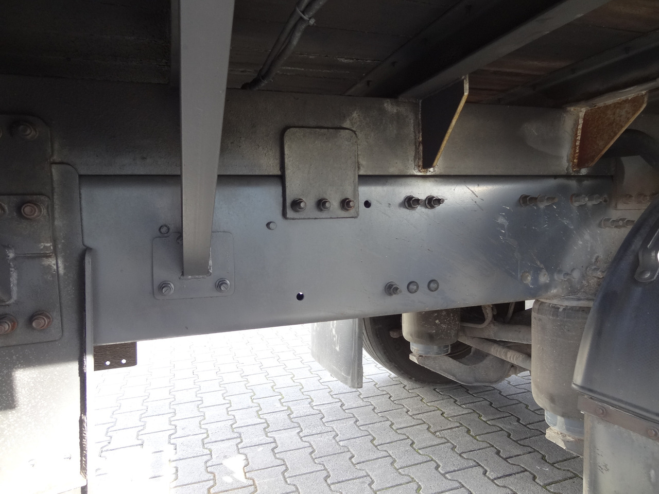 Volvo FM370 6X2*4 Kennis K14 Kran - Pritsche LKW, Autokran: das Bild 4 Volvo FM370 6X2*4 Kennis K14 Kran - Pritsche LKW, Autokran: das Bild 4