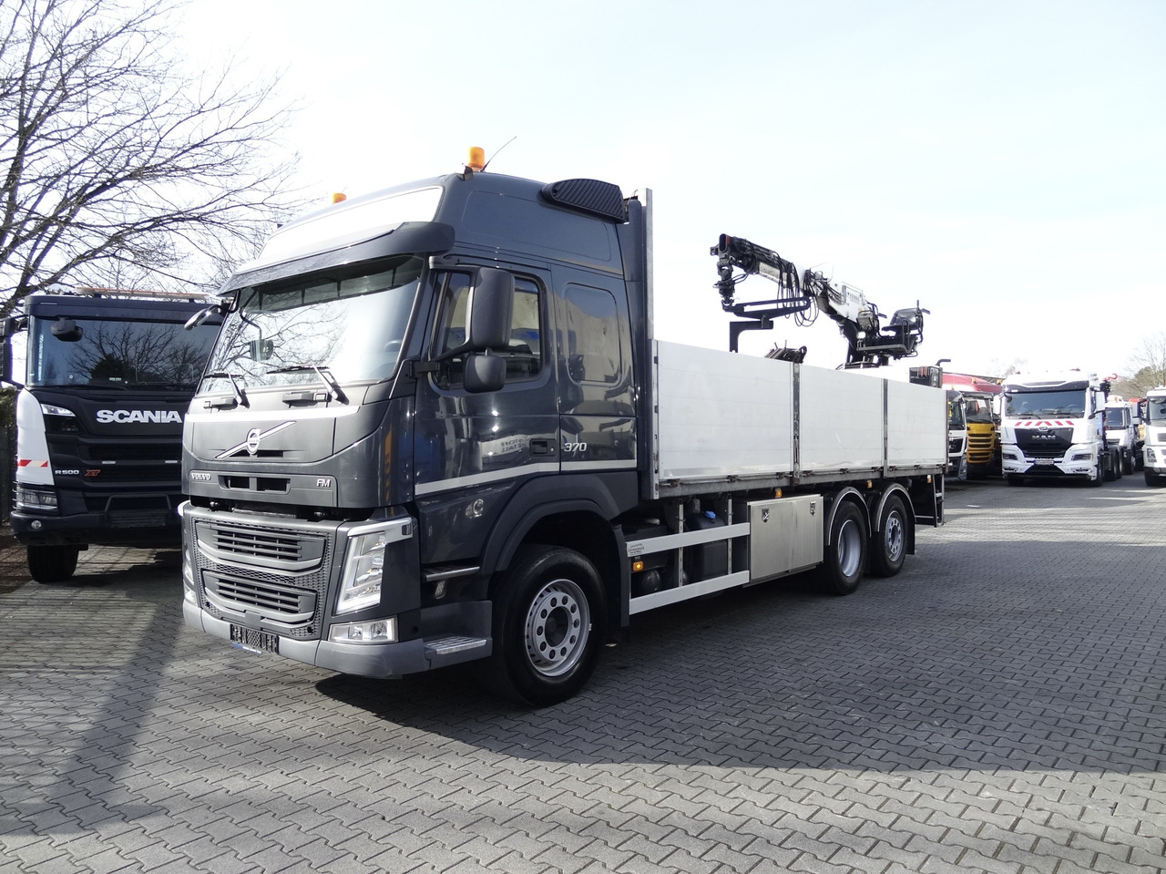 Volvo FM370 6X2*4 Kennis K14 Kran - Autokran, Pritsche LKW: das Bild 1 Volvo FM370 6X2*4 Kennis K14 Kran - Autokran, Pritsche LKW: das Bild 1