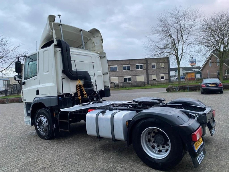 DAF CF370 / NICE CLEAN NL TRUCK / TYRES 80% / AUTOMATIC / EURO-6 / 2015 - Sattelzugmaschine: das Bild 3 DAF CF370 / NICE CLEAN NL TRUCK / TYRES 80% / AUTOMATIC / EURO-6 / 2015 - Sattelzugmaschine: das Bild 3