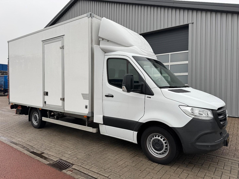 Mercedes-Benz Sprinter 317, Taillift D'Hollandia - Koffer Transporter: das Bild 1 Mercedes-Benz Sprinter 317, Taillift D'Hollandia - Koffer Transporter: das Bild 1