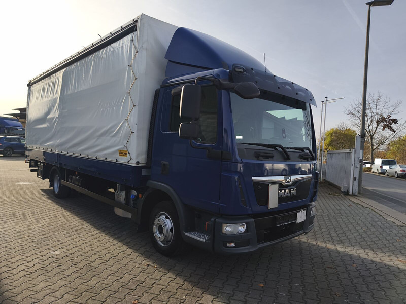 MAN TGL 8.220 4x2 Euro 6 LBW AHK (19) - Plane LKW: das Bild 2 MAN TGL 8.220 4x2 Euro 6 LBW AHK (19) - Plane LKW: das Bild 2