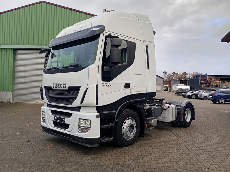 Iveco Stralis 420 - Sattelzugmaschine: das Bild 2 Iveco Stralis 420 - Sattelzugmaschine: das Bild 2