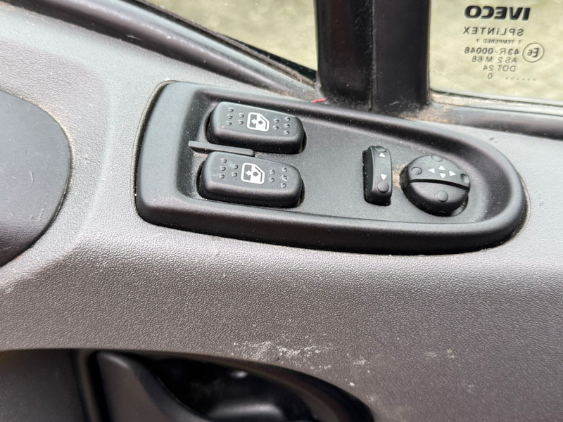 Transporter Iveco 40C15 G2000 Harrier Ladder opbergsysteem 158.000 km: das Bild 15 Transporter Iveco 40C15 G2000 Harrier Ladder opbergsysteem 158.000 km: das Bild 15