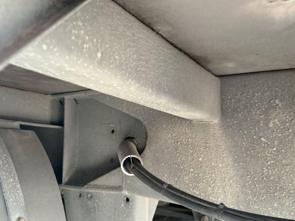 Agrikom - Planenanhänger: das Bild 5 Agrikom - Planenanhänger: das Bild 5