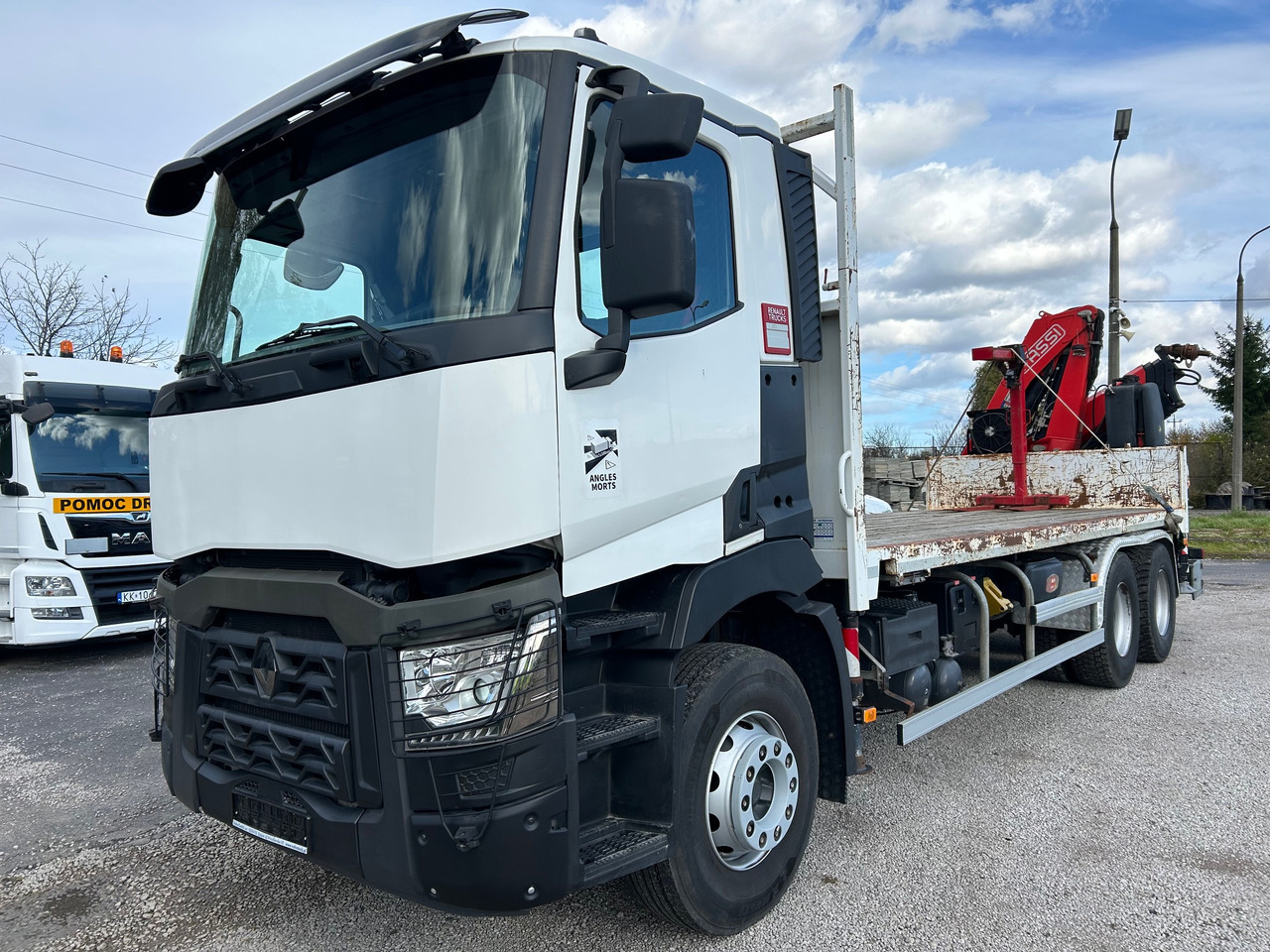 RENAULT C380 6X4 / FASSI F215A + REMOTE / ROTATOR - Autokran: das Bild 1 RENAULT C380 6X4 / FASSI F215A + REMOTE / ROTATOR - Autokran: das Bild 1