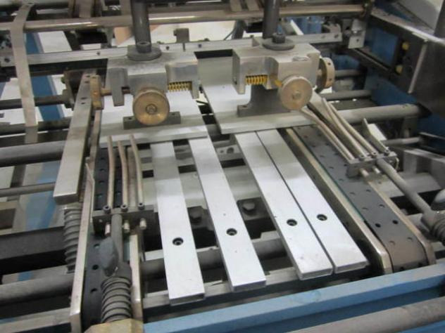 Fidia Dora-Combi Folder Folding Gluing Machine - Falzmaschine: das Bild 4 Fidia Dora-Combi Folder Folding Gluing Machine - Falzmaschine: das Bild 4