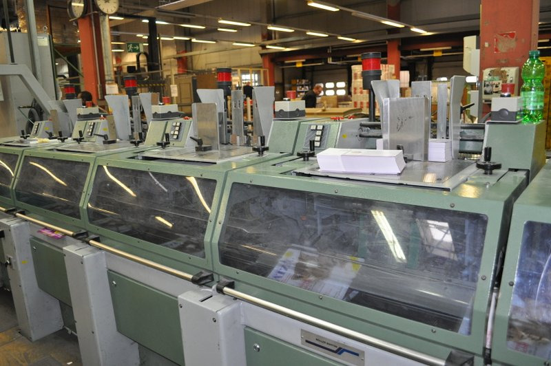 Druckmaschine High Speed saddlestitcher Müller Martini Prima Amrys Year  2000: das Bild 16
