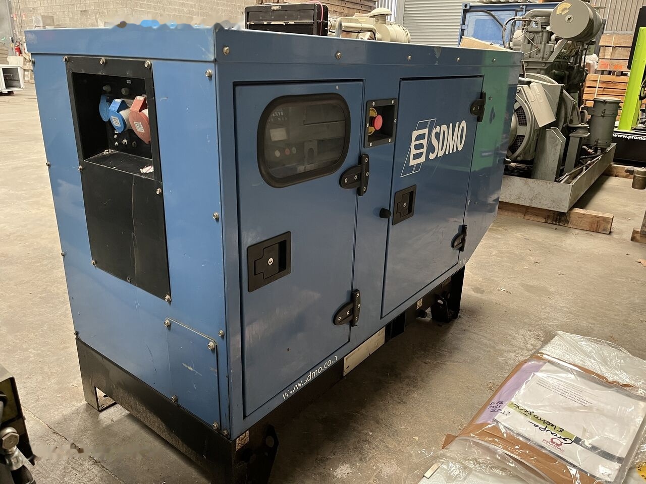 SDMO 16 kVa Mitsubishi diesel - Stromgenerator: das Bild 2 SDMO 16 kVa Mitsubishi diesel - Stromgenerator: das Bild 2