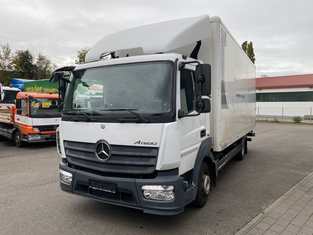 Mercedes-Benz Atego 818 822 Kamera/6m Mercedes-Benz Atego 818 822 Kamera/6m - Koffer LKW: das Bild 2 Mercedes-Benz Atego 818 822 Kamera/6m Mercedes-Benz Atego 818 822 Kamera/6m - Koffer LKW: das Bild 2
