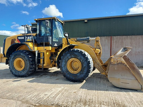 2016 Cat 966M - Radlader: das Bild 1 2016 Cat 966M - Radlader: das Bild 1