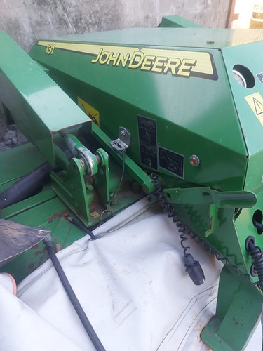 John Deere 131 - Mähwerk: das Bild 5 John Deere 131 - Mähwerk: das Bild 5