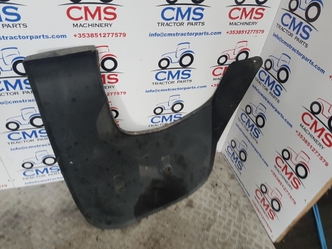 Case Mxm190, Mxm175 Cab Rear Fender Extension Rhs 82031843, 82028937 - Kotflügel für Traktor: das Bild 2 Case Mxm190, Mxm175 Cab Rear Fender Extension Rhs 82031843, 82028937 - Kotflügel für Traktor: das Bild 2