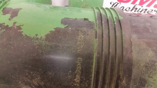 John Deere 3350, 2250 Air Cleaner And Hydraulic Reservoir Al55540, Al66857 - Luftfilter für Traktor: das Bild 5 John Deere 3350, 2250 Air Cleaner And Hydraulic Reservoir Al55540, Al66857 - Luftfilter für Traktor: das Bild 5