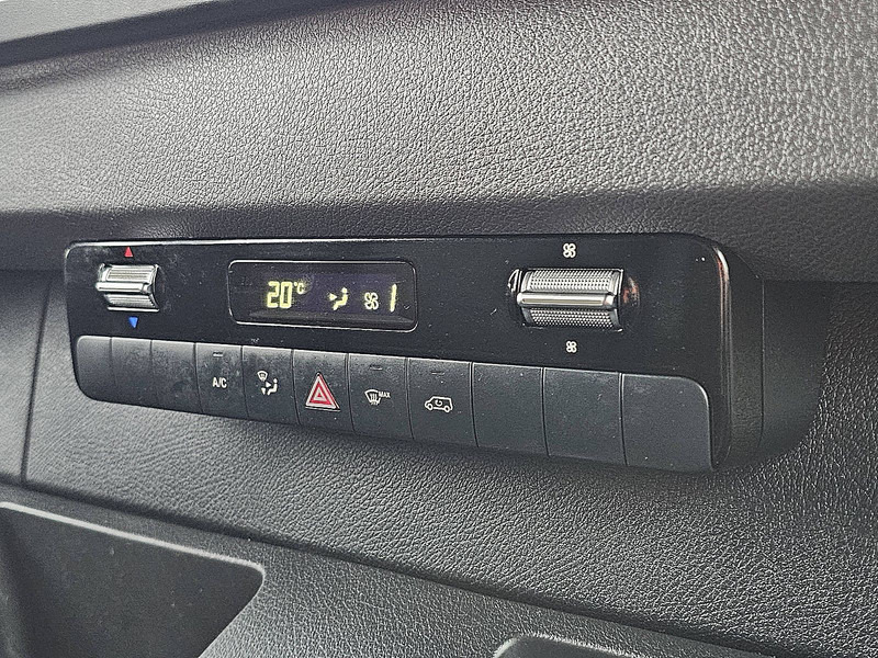 Kleintransporter Mercedes-Benz Sprinter 311 CDI 37 AUT. L2H2: das Bild 9 Kleintransporter Mercedes-Benz Sprinter 311 CDI 37 AUT. L2H2: das Bild 9