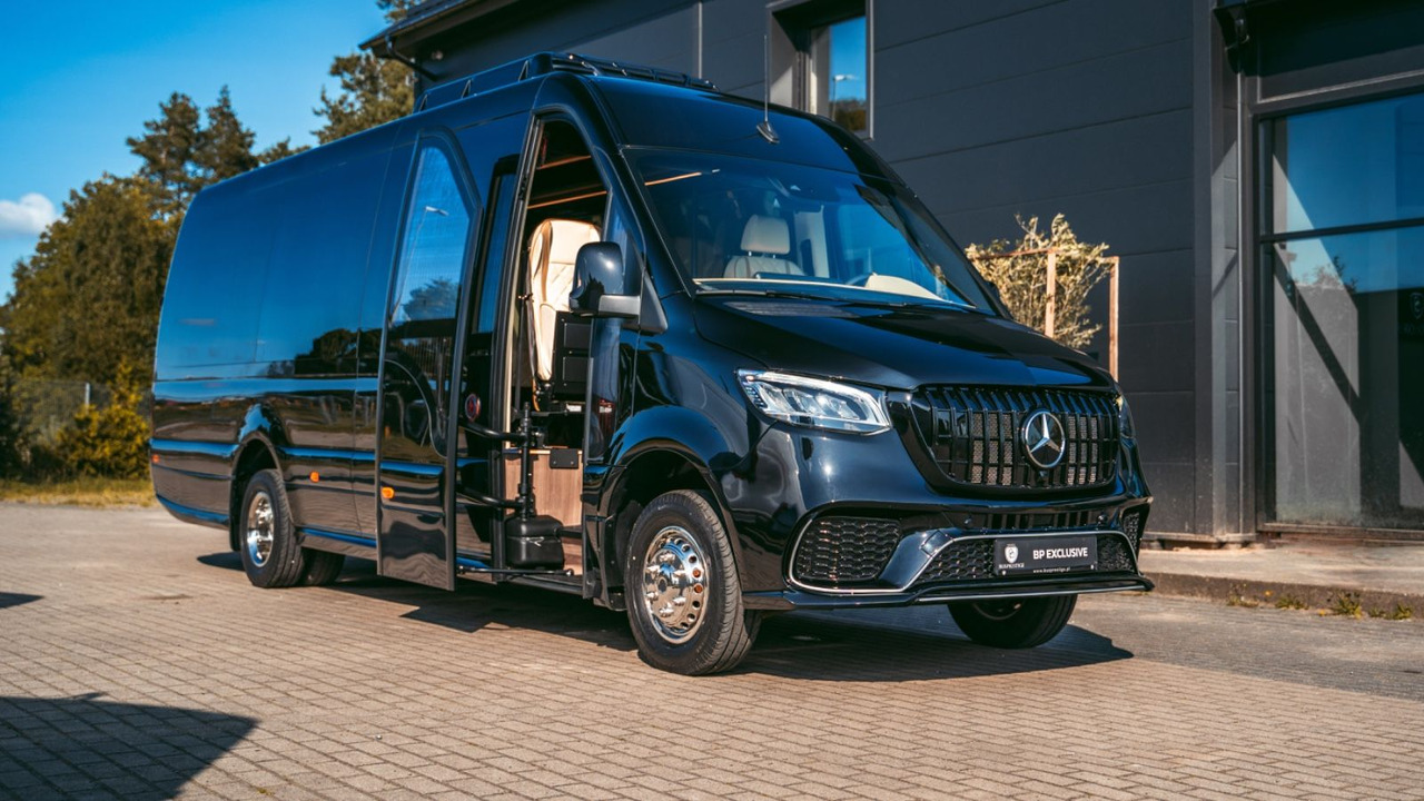 Mercedes-Benz Sprinter 519 Luxury Bus / 19+1+1 / Panorama XL - Kleinbus, Personentransporter: das Bild 1 Mercedes-Benz Sprinter 519 Luxury Bus / 19+1+1 / Panorama XL - Kleinbus, Personentransporter: das Bild 1