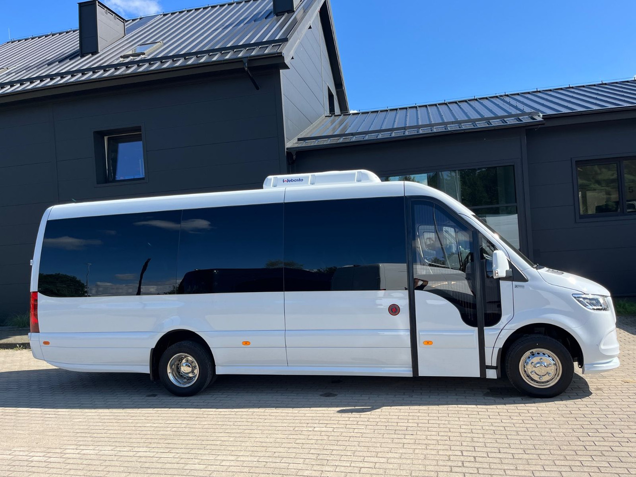 Mercedes-Benz Sprinter 519 TOURIST XL / 21 to 24 Seats / NEW! - Kleinbus, Personentransporter: das Bild 3 Mercedes-Benz Sprinter 519 TOURIST XL / 21 to 24 Seats / NEW! - Kleinbus, Personentransporter: das Bild 3