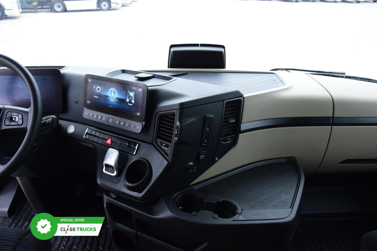 Sattelzugmaschine Mercedes-Benz Actros 5 1845 BigSpace: das Bild 11 Sattelzugmaschine Mercedes-Benz Actros 5 1845 BigSpace: das Bild 11