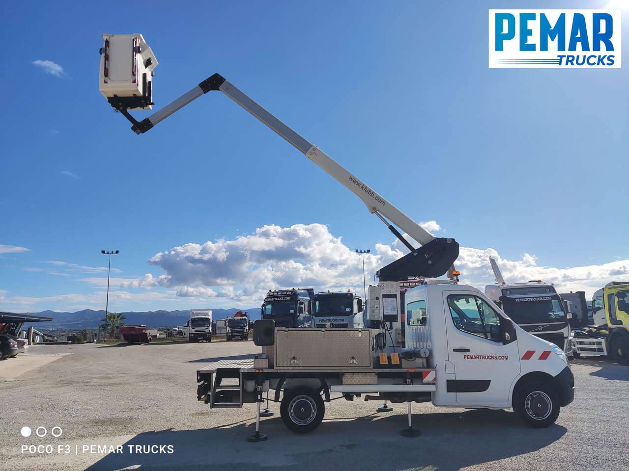 RENAULT MASTER 2.3 DCI CESTA ELEVADORA PORTAPERSONAS - Personentransporter: das Bild 4 RENAULT MASTER 2.3 DCI CESTA ELEVADORA PORTAPERSONAS - Personentransporter: das Bild 4