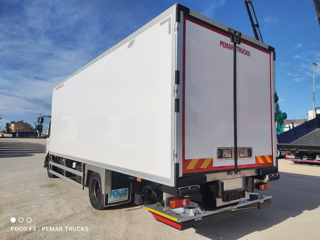 Kühlkoffer LKW VOLVO FL 250 FRIGORIFICO 12T EURO 6: das Bild 7 Kühlkoffer LKW VOLVO FL 250 FRIGORIFICO 12T EURO 6: das Bild 7