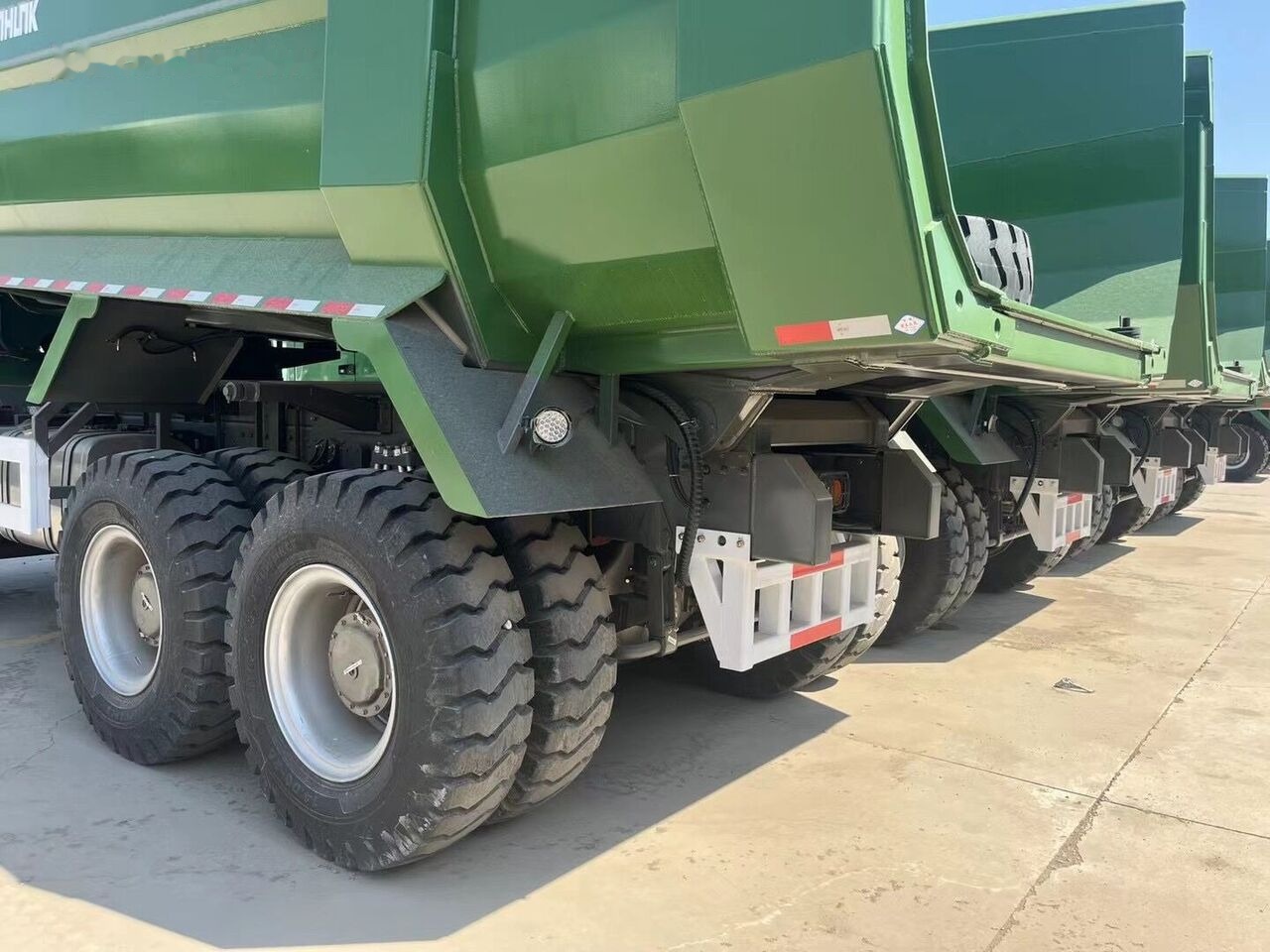 Sinotruk Howo ZZ5707S3840AJ - Dumper Starr: das Bild 1 Sinotruk Howo ZZ5707S3840AJ - Dumper Starr: das Bild 1