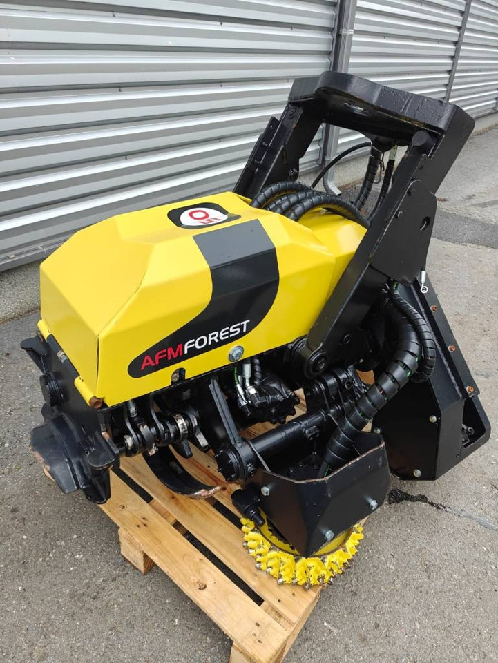 AFM 50 - Fällgreifer: das Bild 1 AFM 50 - Fällgreifer: das Bild 1