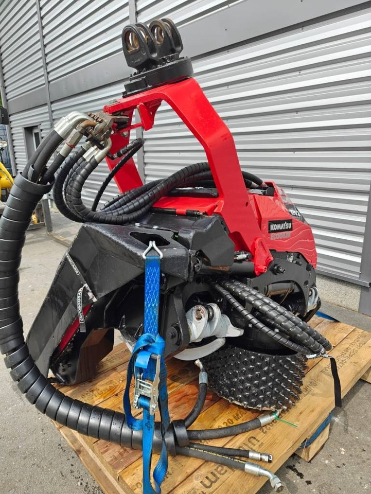 Komatsu 370.2 - Fällgreifer: das Bild 3 Komatsu 370.2 - Fällgreifer: das Bild 3