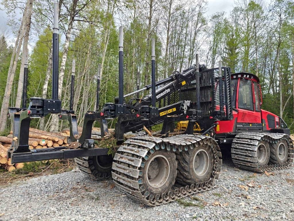 Komatsu 855 - Forwarder: das Bild 5 Komatsu 855 - Forwarder: das Bild 5