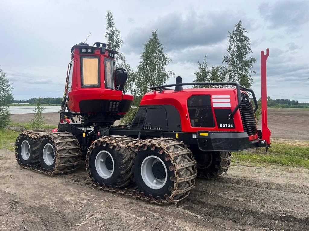 Komatsu 951 XC - Harvester: das Bild 4 Komatsu 951 XC - Harvester: das Bild 4