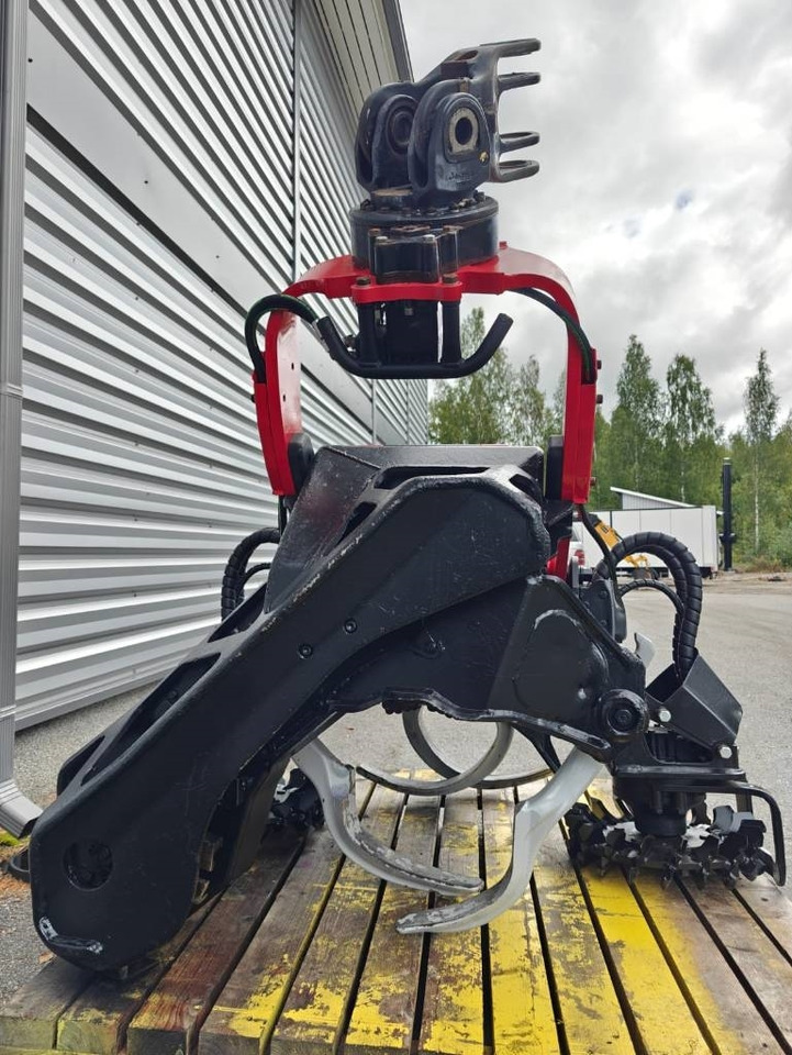 Komatsu C 123 - Fällgreifer: das Bild 4 Komatsu C 123 - Fällgreifer: das Bild 4