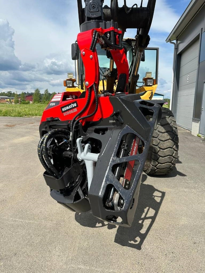 Komatsu C 124 - Fällgreifer: das Bild 5 Komatsu C 124 - Fällgreifer: das Bild 5