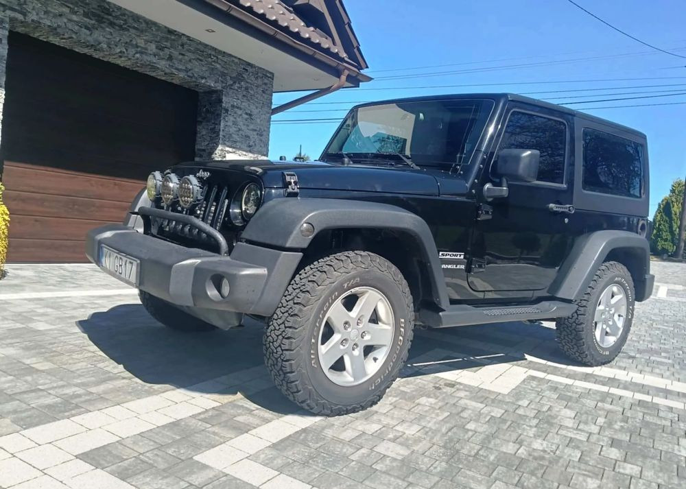 Jeep Wrangler 2.8 CRD Sport - Cabrio: das Bild 2 Jeep Wrangler 2.8 CRD Sport - Cabrio: das Bild 2