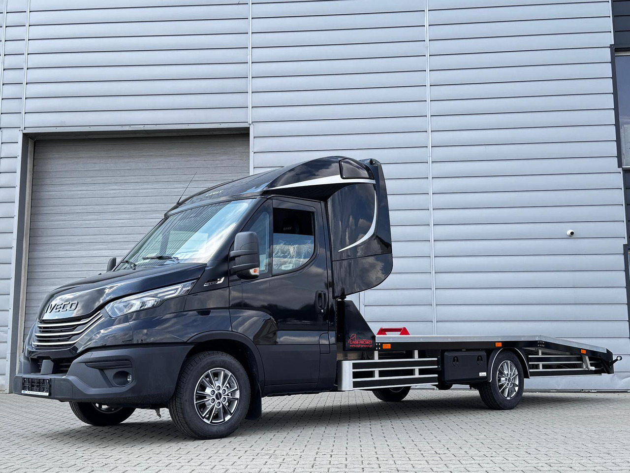 IVECO DAILY 35S21 - Abschleppwagen: das Bild 3 IVECO DAILY 35S21 - Abschleppwagen: das Bild 3