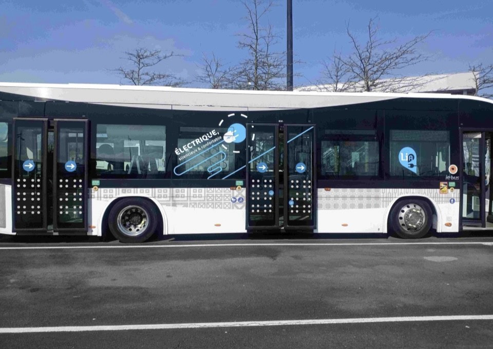 IRIZAR IEB Elektro Linienbus electric Bus. Fahrbereit - Linienbus, Elektrobus: das Bild 2 IRIZAR IEB Elektro Linienbus electric Bus. Fahrbereit - Linienbus, Elektrobus: das Bild 2