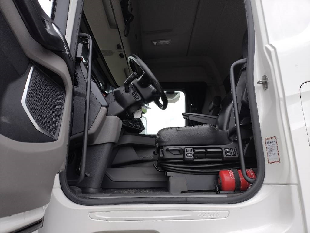 Fahrgestell LKW Scania R540 8x4 pitkä alusta runko 9,6m: das Bild 9 Fahrgestell LKW Scania R540 8x4 pitkä alusta runko 9,6m: das Bild 9