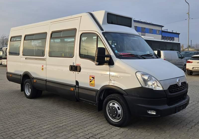 Iveco A50C17 DAILY / SPROWADZONE / MANUAL / EEV - Kleinbus, Personentransporter: das Bild 3 Iveco A50C17 DAILY / SPROWADZONE / MANUAL / EEV - Kleinbus, Personentransporter: das Bild 3