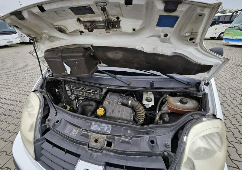 Renault TRAFIC 2.0 DCI 90 COMBI L2H1 / SPROWADZONY - Kleinbus, Personentransporter: das Bild 3 Renault TRAFIC 2.0 DCI 90 COMBI L2H1 / SPROWADZONY - Kleinbus, Personentransporter: das Bild 3