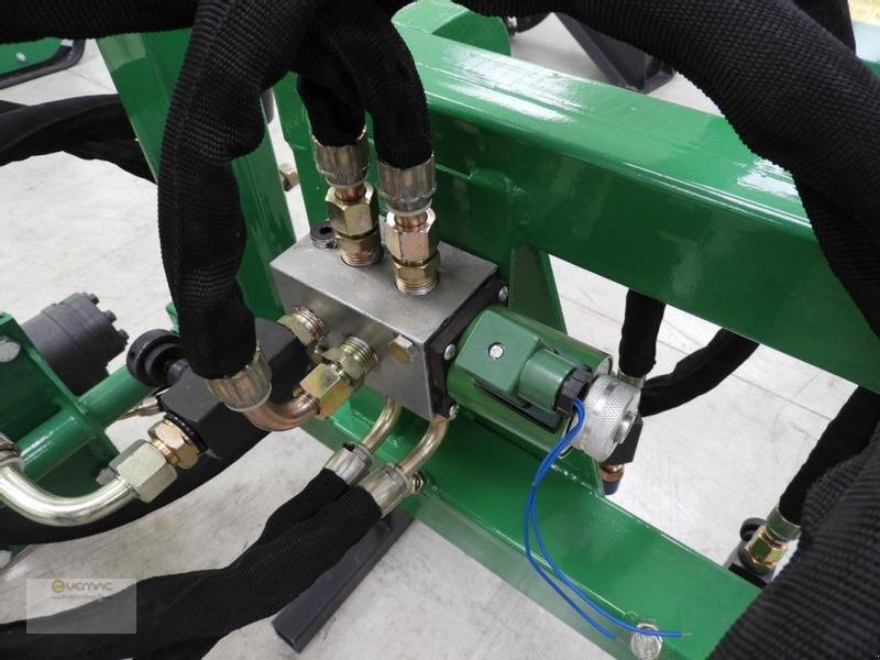 Geo BJ180 Heckenschere 180cm Frontlader Euro Aufnahme Radlader - Schlegelmäher/ Mulcher: das Bild 4 Geo BJ180 Heckenschere 180cm Frontlader Euro Aufnahme Radlader - Schlegelmäher/ Mulcher: das Bild 4