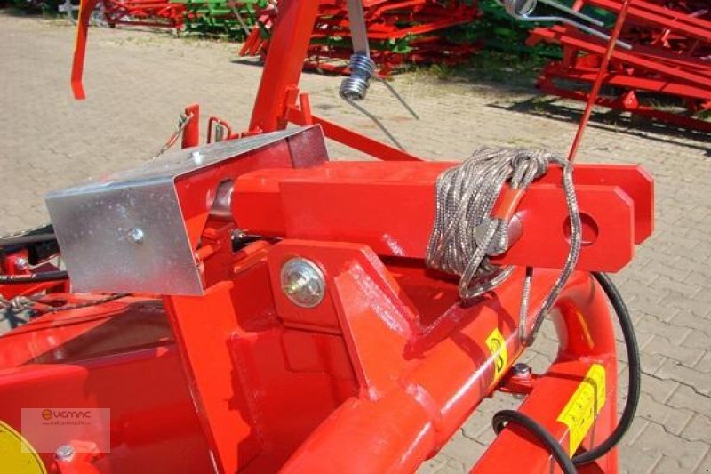 Vemac Heuwender Kreiselwender Kreiselheuwender Neu 5,2m - Heuwender/ Wenderechen: das Bild 2 Vemac Heuwender Kreiselwender Kreiselheuwender Neu 5,2m - Heuwender/ Wenderechen: das Bild 2